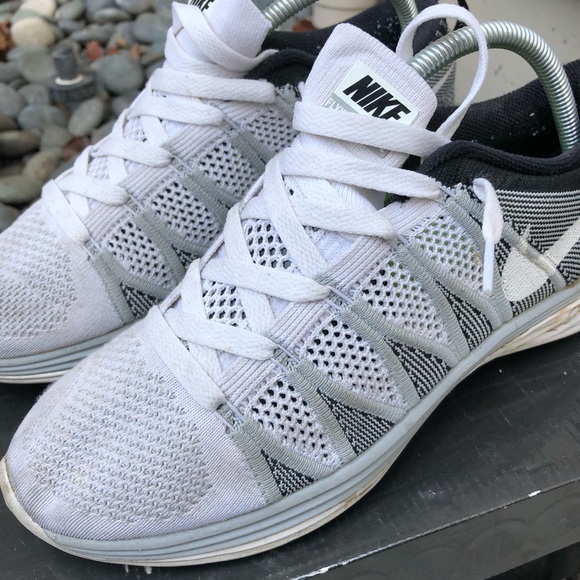 Nike Flyknit Trainer Athletic - Picture 3 of 5